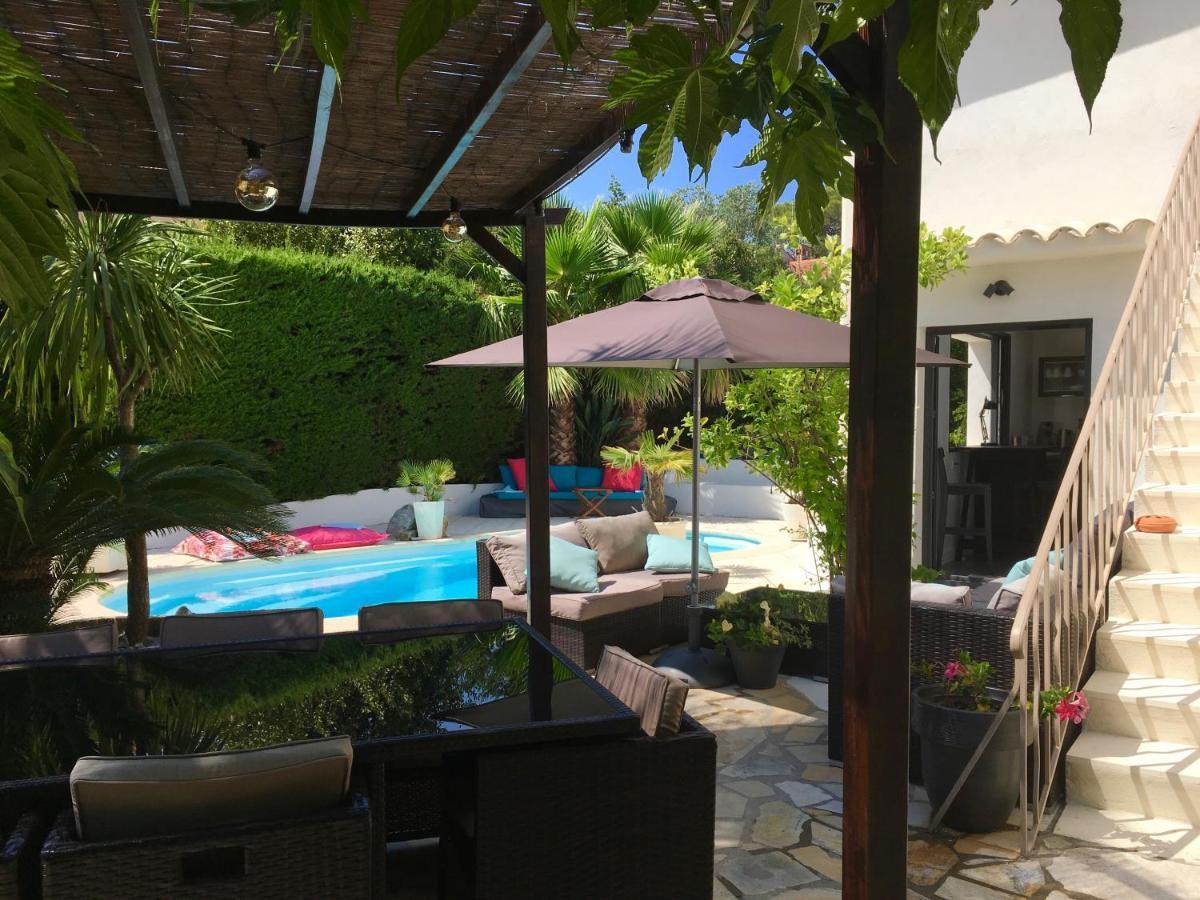 Bed,Kitchen And Swimming Pool Villa Esterel แซ็งต์-ราฟาเอล ภายนอก รูปภาพ