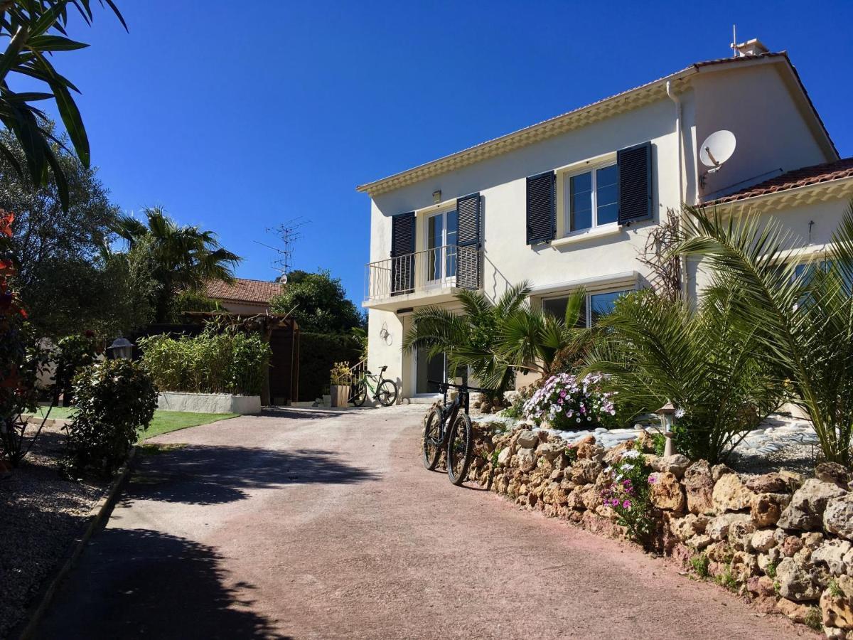 Bed,Kitchen And Swimming Pool Villa Esterel แซ็งต์-ราฟาเอล ภายนอก รูปภาพ